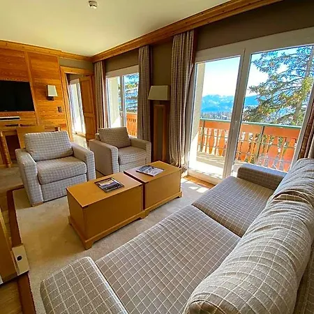 Royal 5*