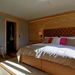 Royal 5*